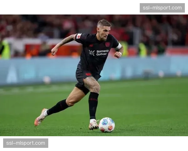 可穿戴设备进化：2025-26赛季欧冠比赛用球内置传感器如何测量瞬时跑动强度